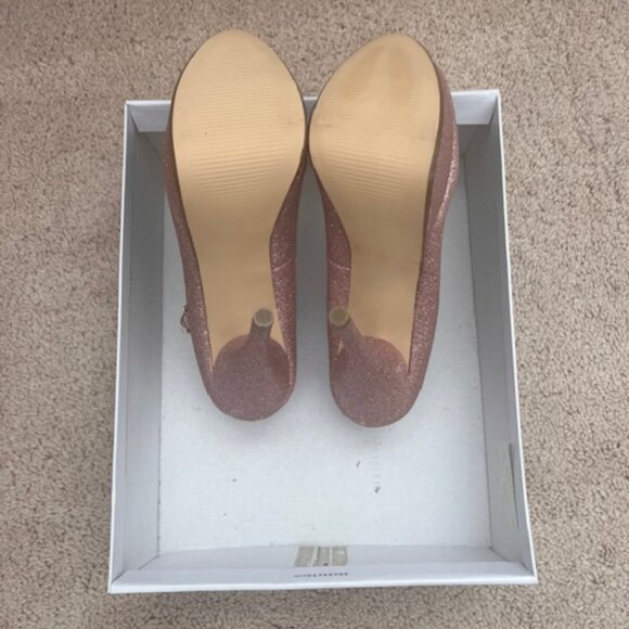 Steve Madden Pink Glitter Mary Jane Pumps Size 8 - Picture 2 of 3